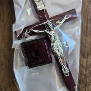 Разпятие Христово (Г), дърво, осветено на Голгота, размер: 14 см.